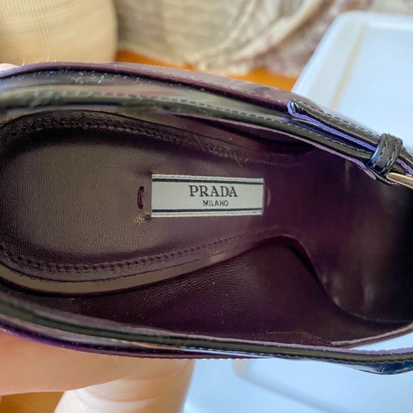 Perfect for Fall/Winter! Prada Purple/Black Patent Leather Maryjane Heels - Picture 6 of 9